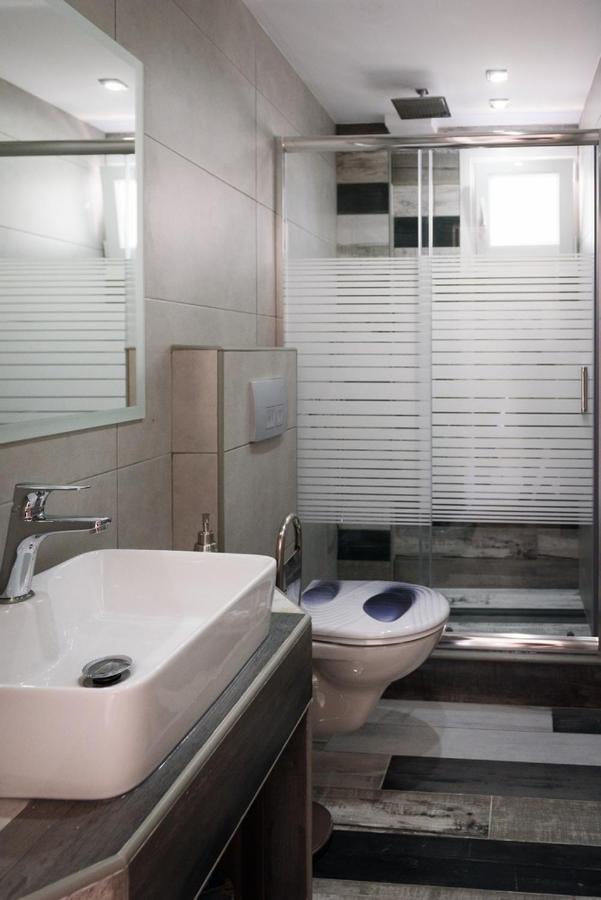 Haus Viktoria 1 Apartment Limenas  Bagian luar foto