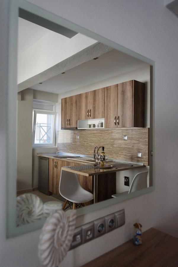 Haus Viktoria 1 Apartment Limenas  Bagian luar foto